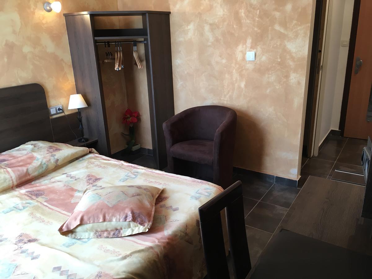Hotel Morris Le Pont-de-Beauvoisin Екстер'єр фото