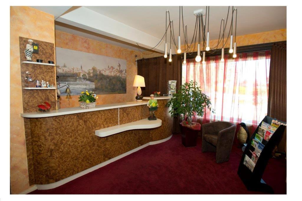 Hotel Morris Le Pont-de-Beauvoisin Екстер'єр фото